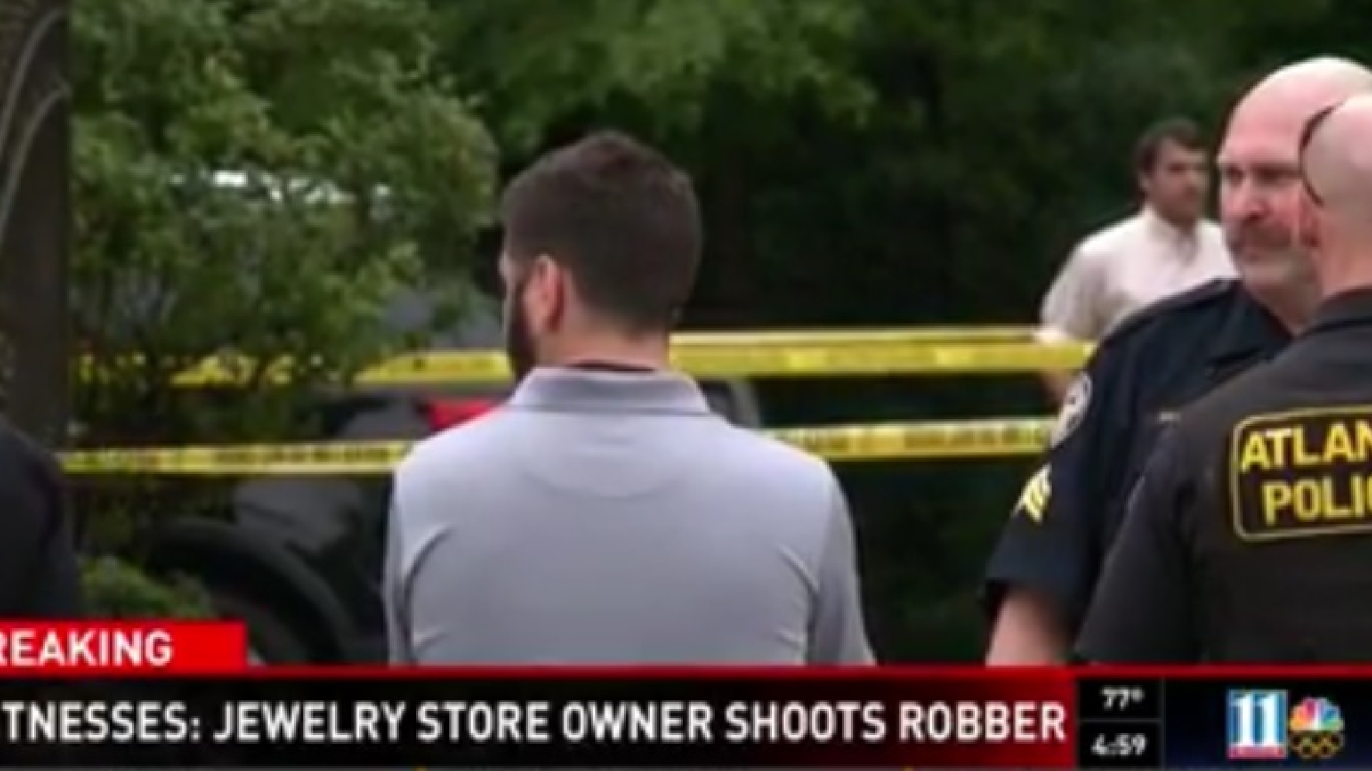 Robber shot and killed