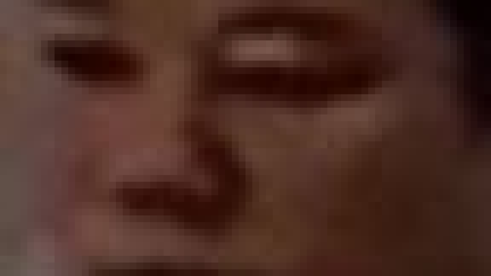 Image of thief's face at jewelry trade show.