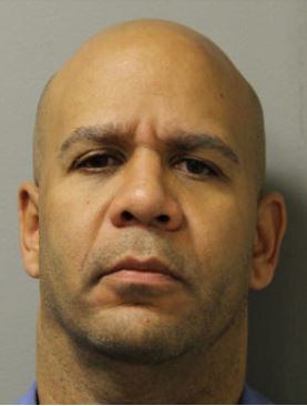 Subject impersonated FBI Agent & purchased diamond with forged check