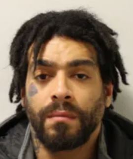 Robber sentenced to 7 years after he briefly trapped himself inside store