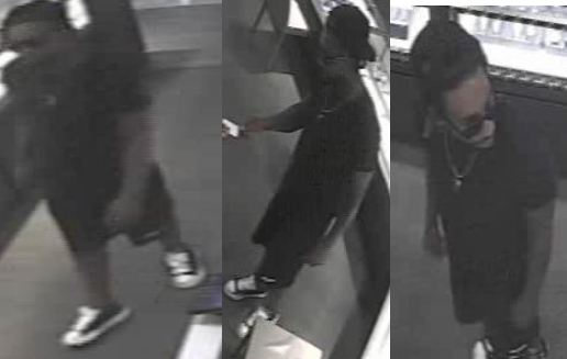 ST. LOUIS, MO- GRAB AND RUN